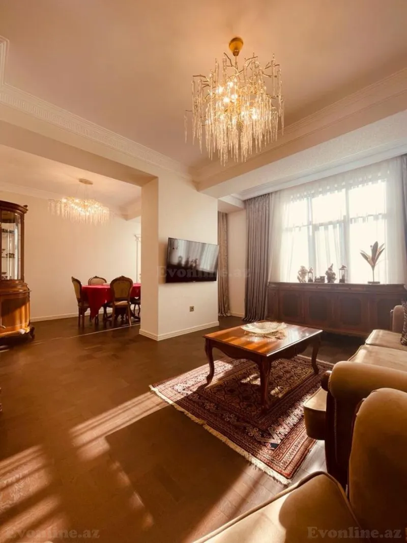 Satılır 4 otaqlı Mənzil Yeni tikili 210 m² Xətai m. - şəkil 4