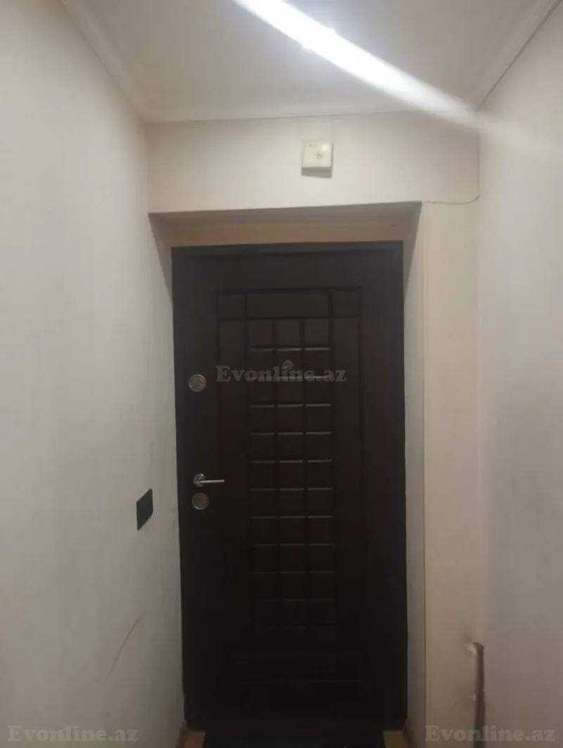 Satılır 3 otaqlı Mənzil Köhnə tikili 75 m² Yasamal - şəkil 2