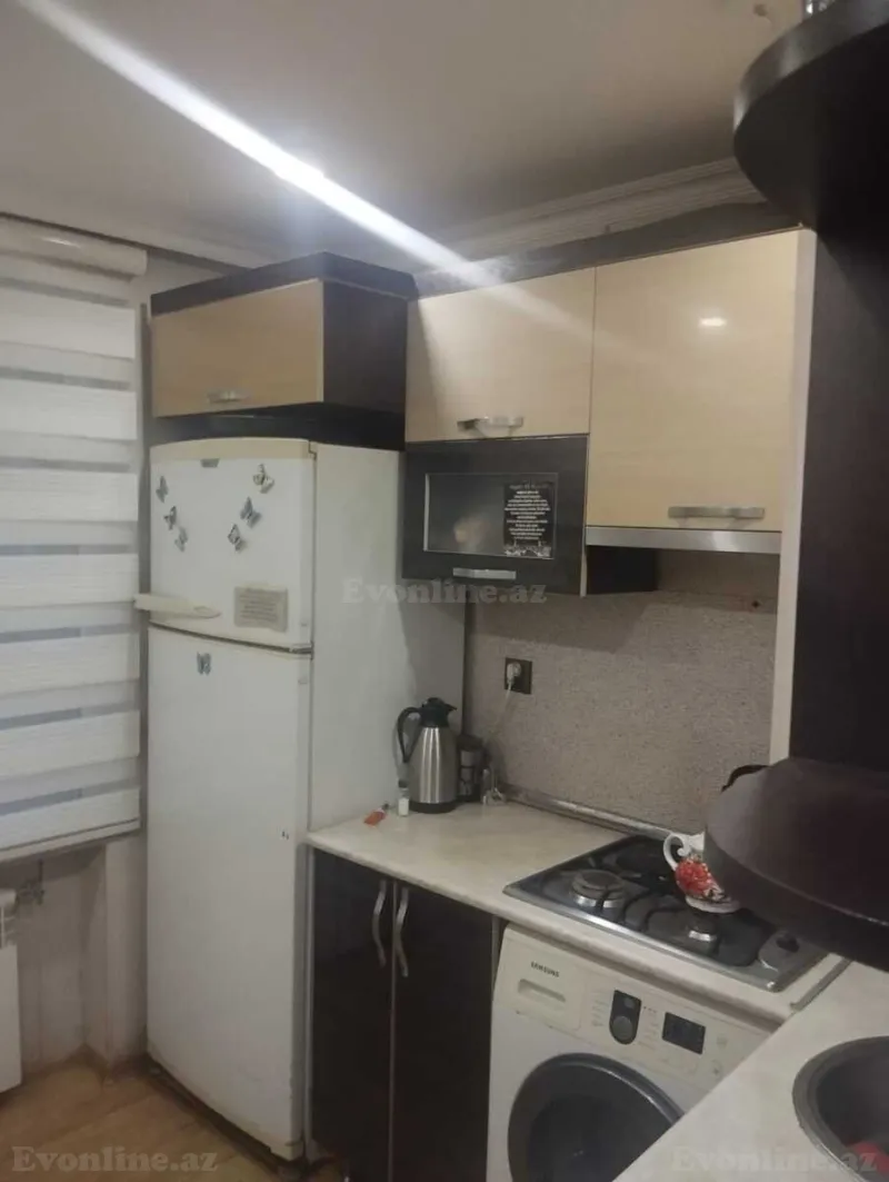 Satılır 3 otaqlı Mənzil Köhnə tikili 75 m² Yasamal - şəkil 3