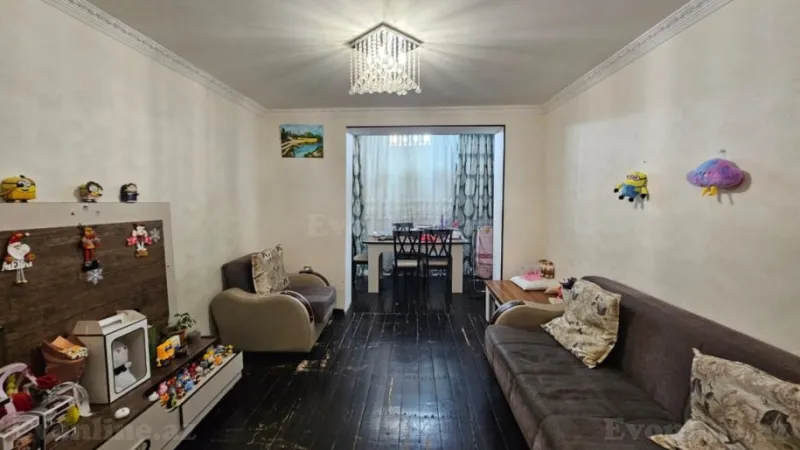 Satılır 3 otaqlı Mənzil Köhnə tikili 60 m² Elmlər Akademiyası m.