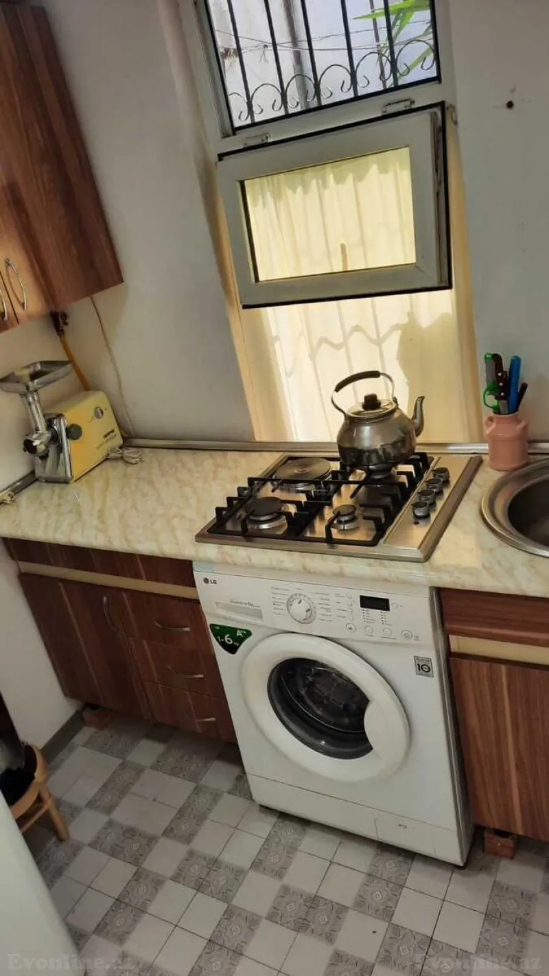 Satılır 1 otaqlı Mənzil Köhnə tikili 28 m² 8 Noyabr m. - şəkil 14