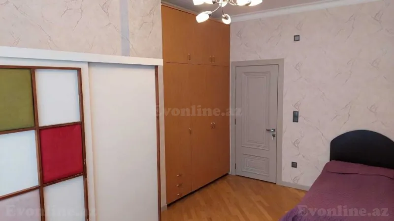 Kirayə verilir 3 otaqlı Mənzil Yeni tikili 130 m² 28 May m. - şəkil 8