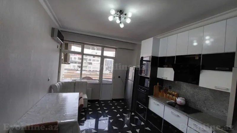 Kirayə verilir 3 otaqlı Mənzil Yeni tikili 130 m² 28 May m. - şəkil 9