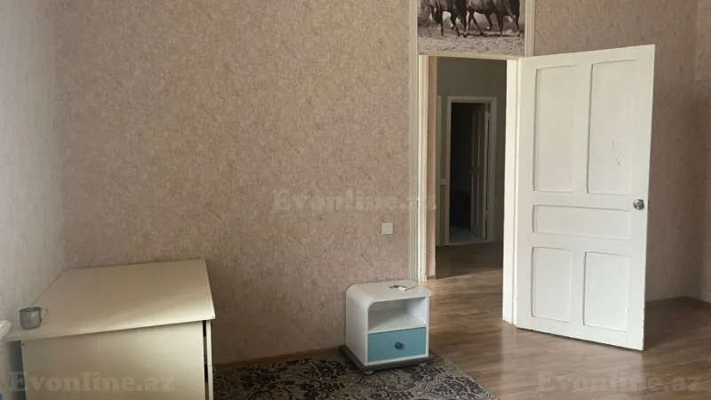 Kirayə verilir 2 otaqlı Mənzil Köhnə tikili 75 m² Səbail r. - şəkil 4
