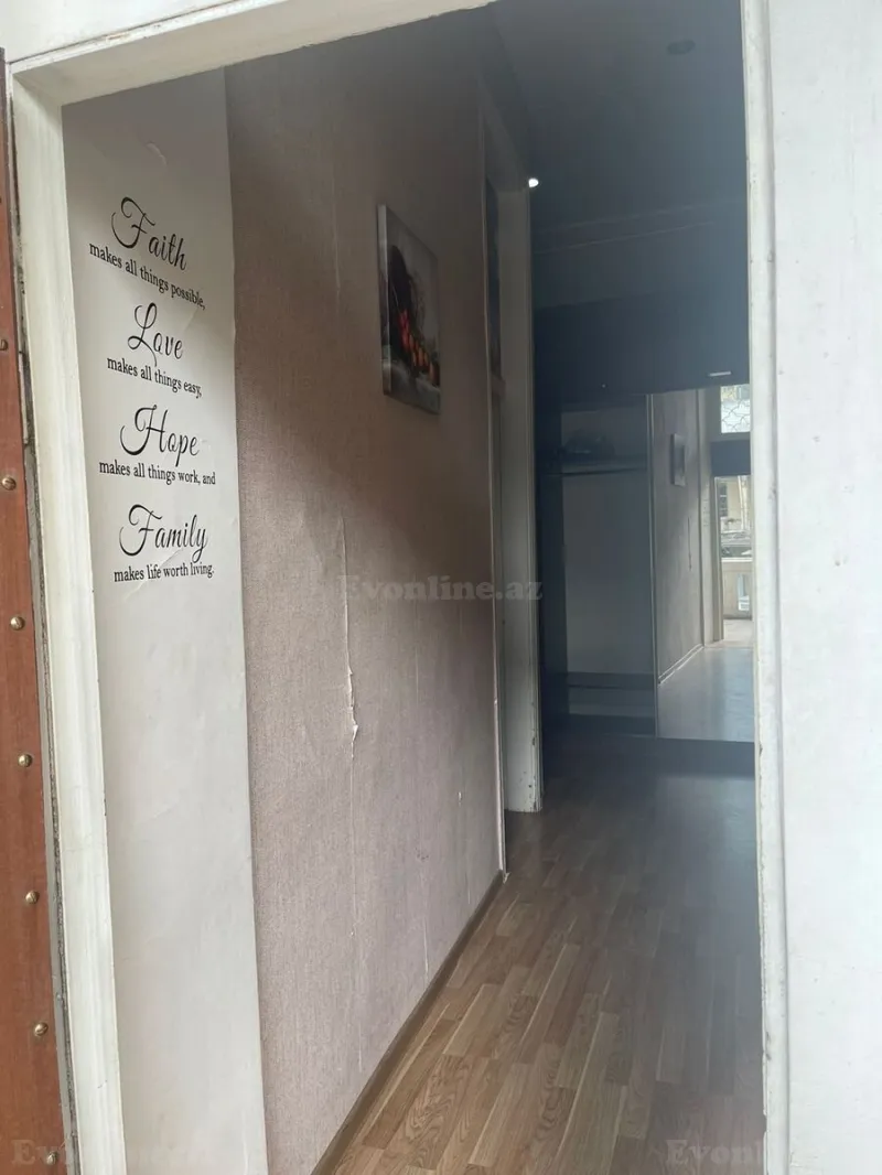 Kirayə verilir 2 otaqlı Mənzil Köhnə tikili 75 m² Səbail r. - şəkil 6
