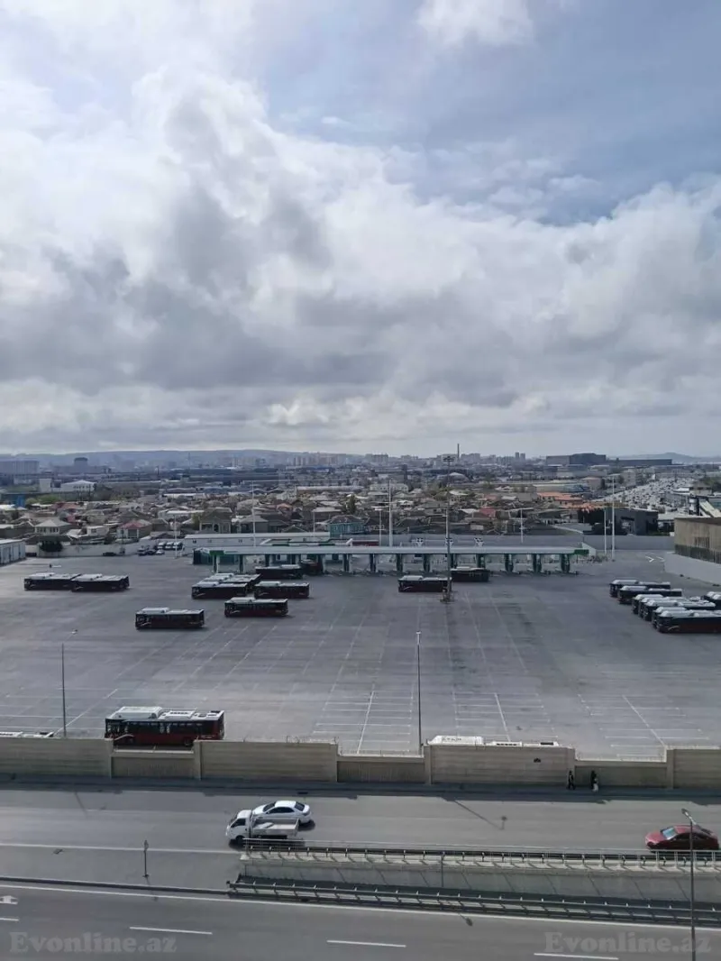 Satılır 2 otaqlı Mənzil Yeni tikili 59 m² Koroğlu m. - şəkil 5