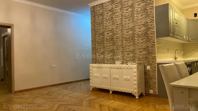 Satılır 2 otaqlı Mənzil Köhnə tikili 60 m² 28 May m. - şəkil 5