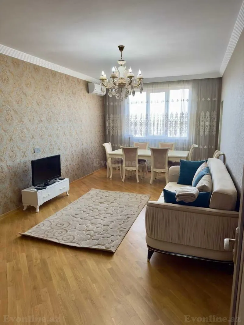 3 otaqlı Mənzil 100 m² Sabunçu r. Kirayə verilir