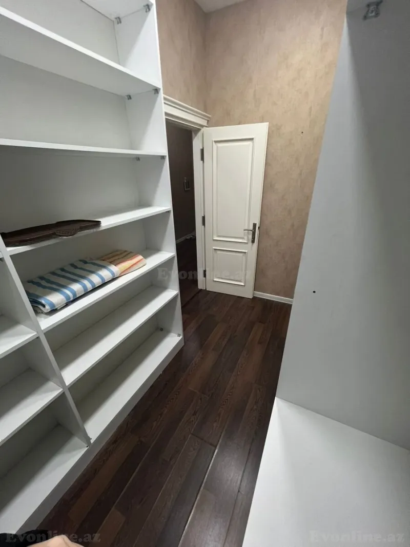 Kirayə verilir 3 otaqlı Mənzil Yeni tikili 142 m² Nəsimi r. - şəkil 4