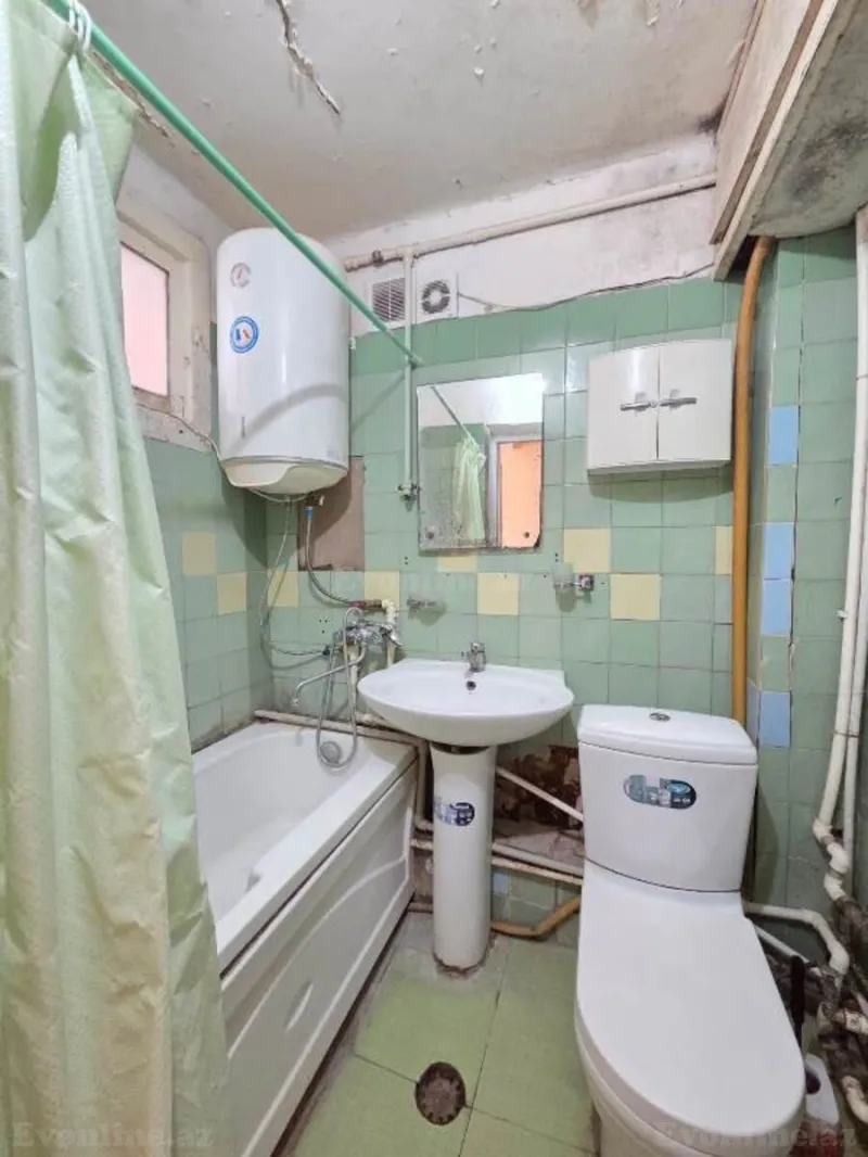 Satılır 2 otaqlı Mənzil Köhnə tikili 48 m² Elmlər Akademiyası m. - şəkil 12