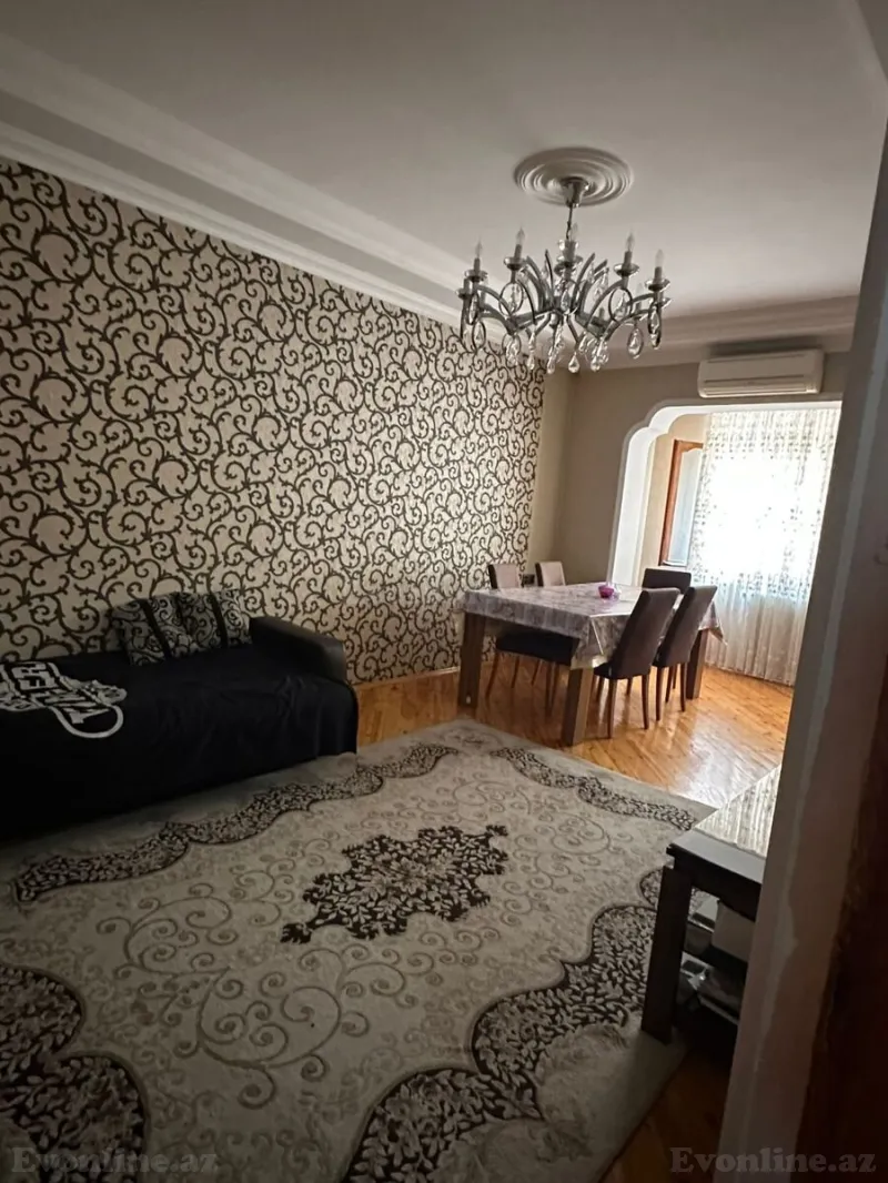 Kirayə verilir 4 otaqlı Mənzil Köhnə tikili 120 m² İnşaatçılar m.