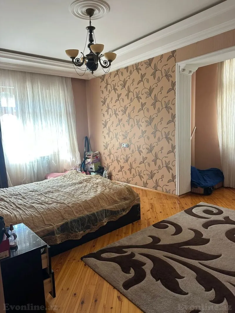 Kirayə verilir 4 otaqlı Mənzil Köhnə tikili 120 m² İnşaatçılar m. - şəkil 3