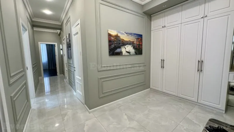 Satılır 3 otaqlı Mənzil Yeni tikili 98 m² 8 Noyabr m. - şəkil 4