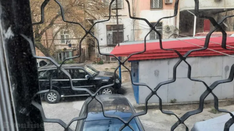 Satılır 3 otaqlı Mənzil Köhnə tikili 82 m² Səbail r. - şəkil 6