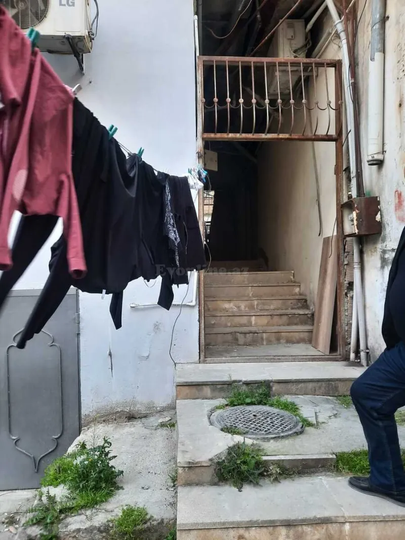 Satılır 3 otaqlı Mənzil Köhnə tikili 82 m² Səbail r. - şəkil 15