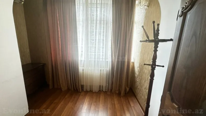 Kirayə verilir 3 otaqlı Mənzil Köhnə tikili 80 m² Nəsimi r. - şəkil 7