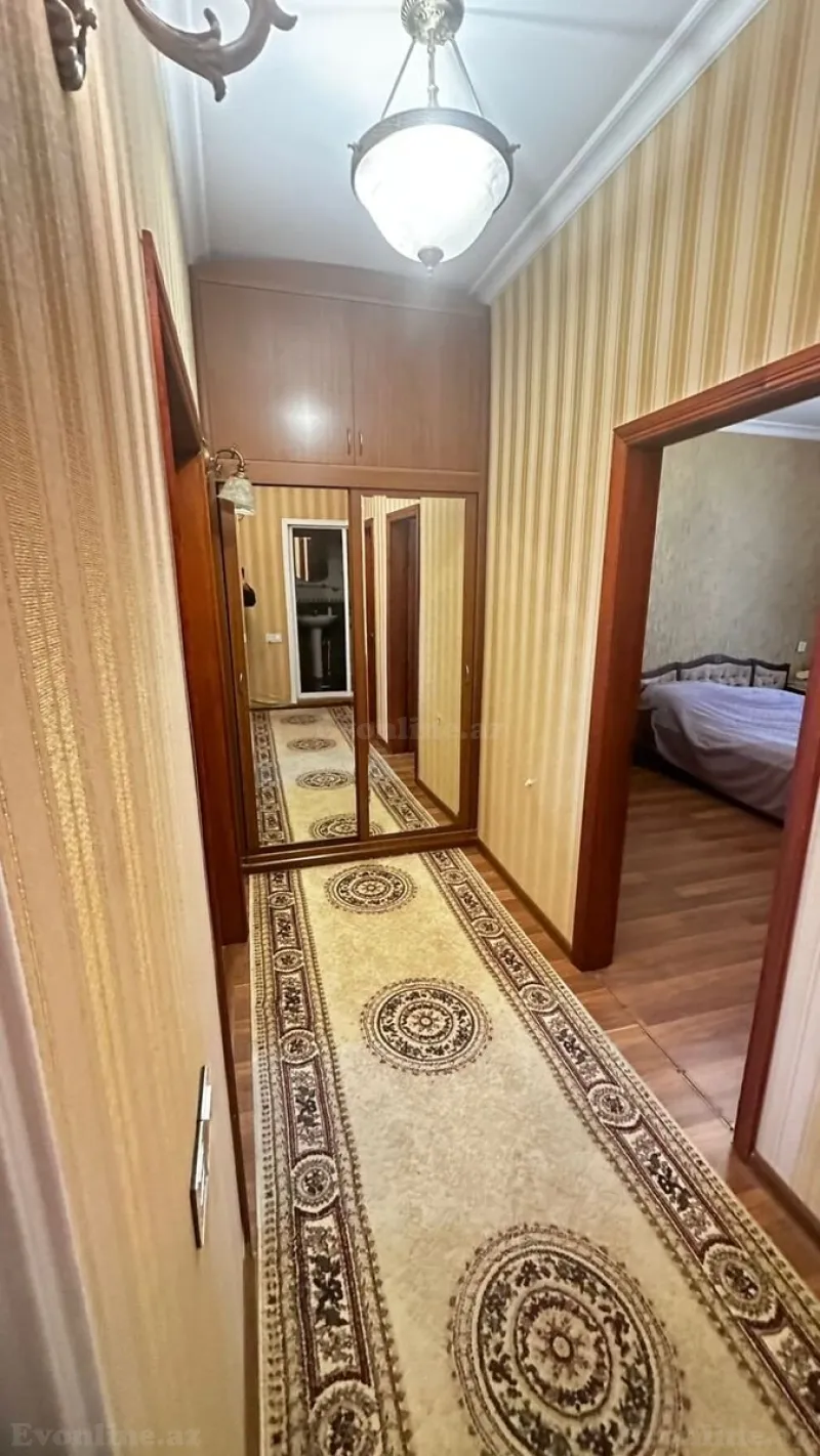 Kirayə verilir 3 otaqlı Mənzil Köhnə tikili 80 m² Nəsimi r. - şəkil 9