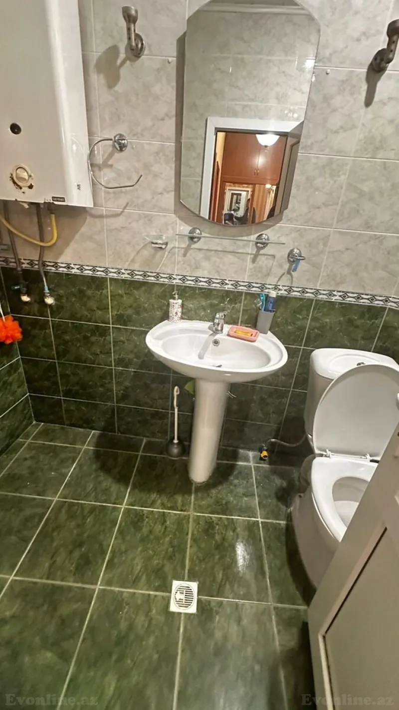 Kirayə verilir 3 otaqlı Mənzil Köhnə tikili 80 m² Nəsimi r. - şəkil 15