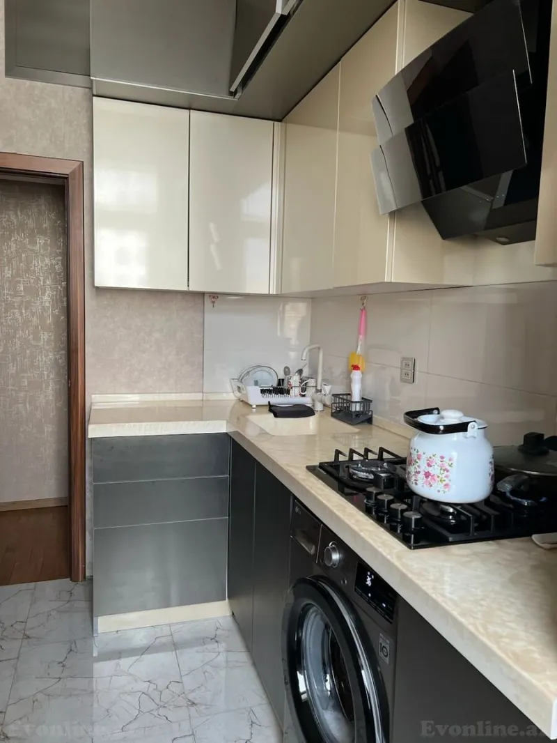 Kirayə verilir 3 otaqlı Mənzil Yeni tikili 86 m² Həzi Aslanov m. - şəkil 8