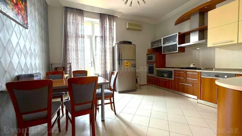 Satılır 4 otaqlı Mənzil Yeni tikili 175 m² Yasamal - şəkil 12