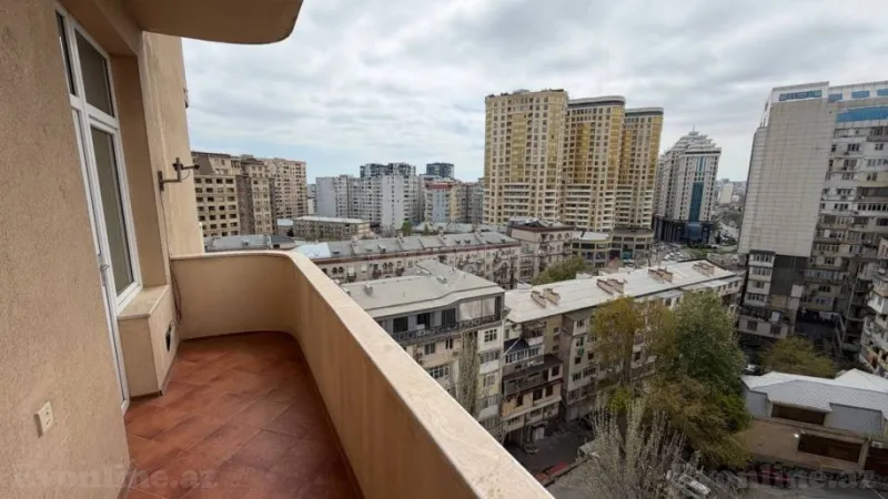 Satılır 4 otaqlı Mənzil Yeni tikili 175 m² Yasamal - şəkil 14