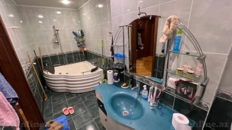 Satılır 4 otaqlı Mənzil Yeni tikili 190 m² Elmlər Akademiyası m. - şəkil 10