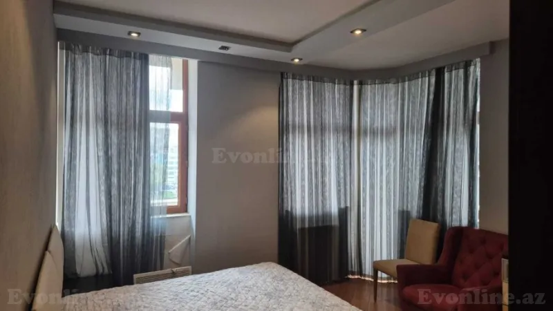 Kirayə verilir 3 otaqlı Mənzil Yeni tikili 120 m² Xətai m. - şəkil 9