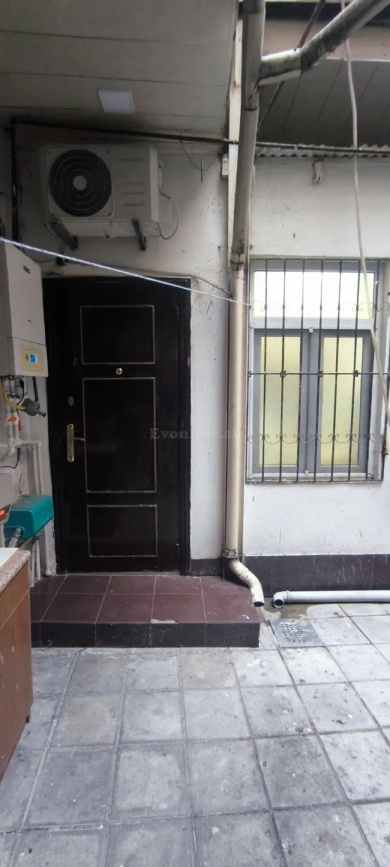 Kirayə verilir 1 otaqlı Mənzil Köhnə tikili 40 m² Sahil m. - şəkil 3