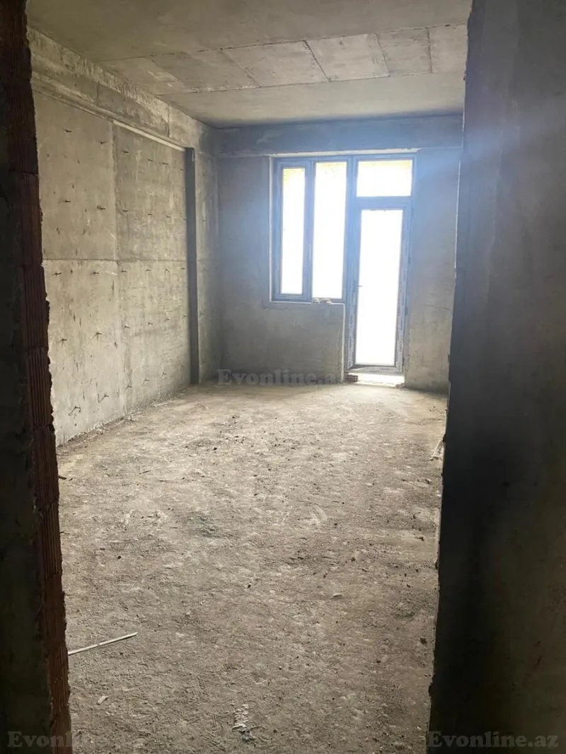 Satılır 3 otaqlı Mənzil Yeni tikili 130 m² İnşaatçılar m. - şəkil 4