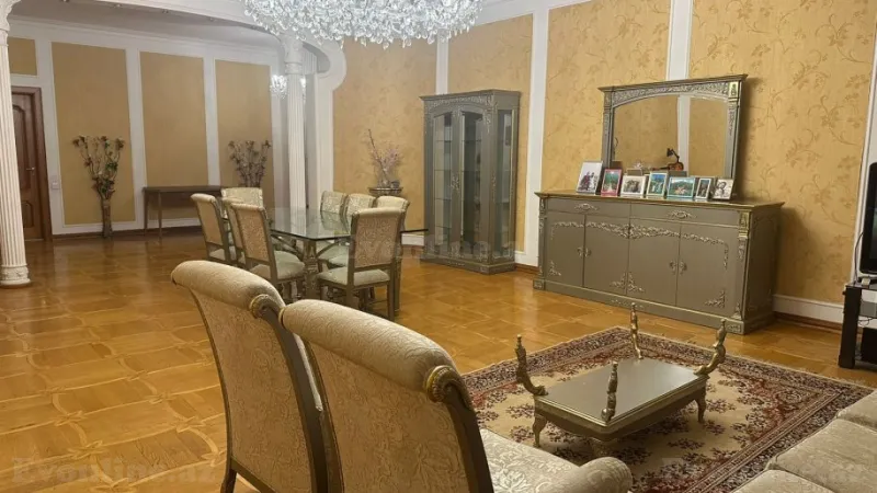 Satılır 4 otaqlı Mənzil Yeni tikili 204 m² 28 May m. - şəkil 7