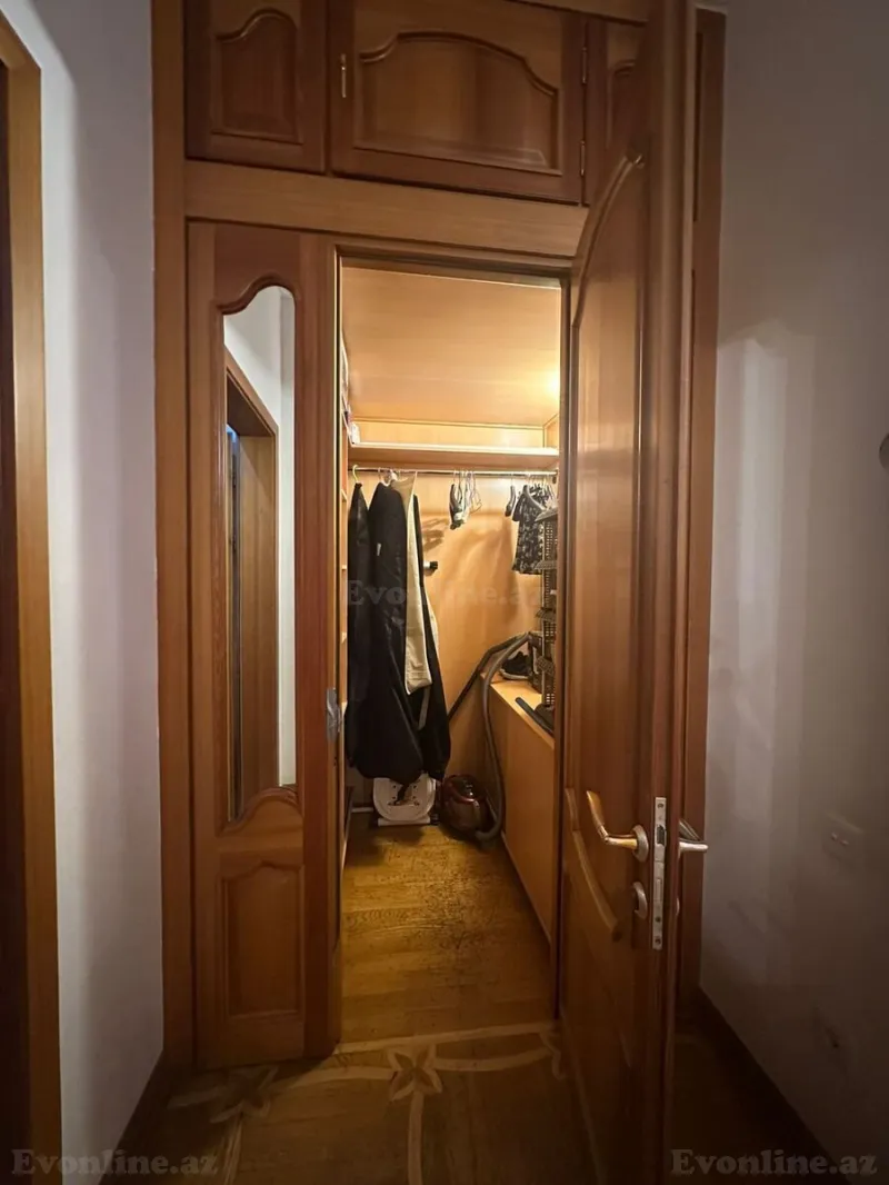 Satılır 4 otaqlı Mənzil Yeni tikili 204 m² 28 May m. - şəkil 12