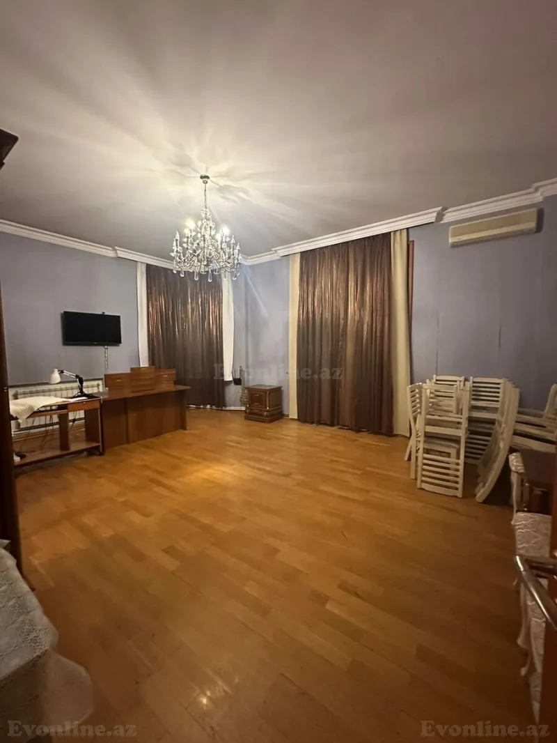 Satılır 4 otaqlı Mənzil Yeni tikili 204 m² 28 May m. - şəkil 14