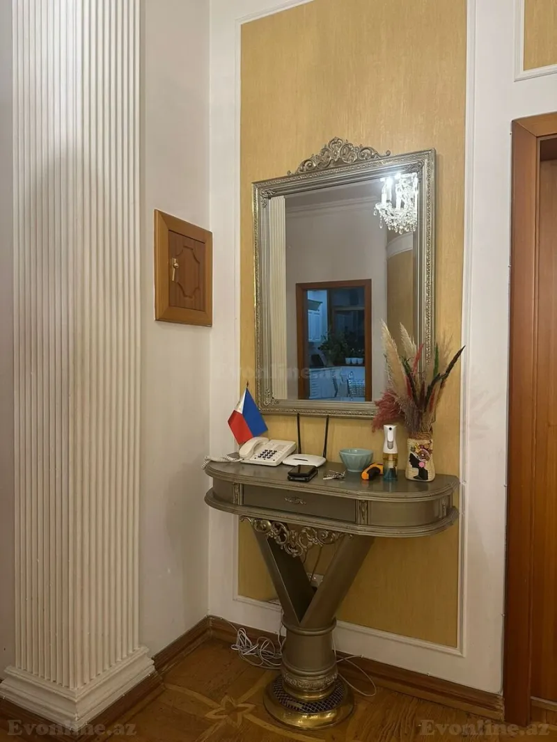 Satılır 4 otaqlı Mənzil Yeni tikili 204 m² 28 May m. - şəkil 17