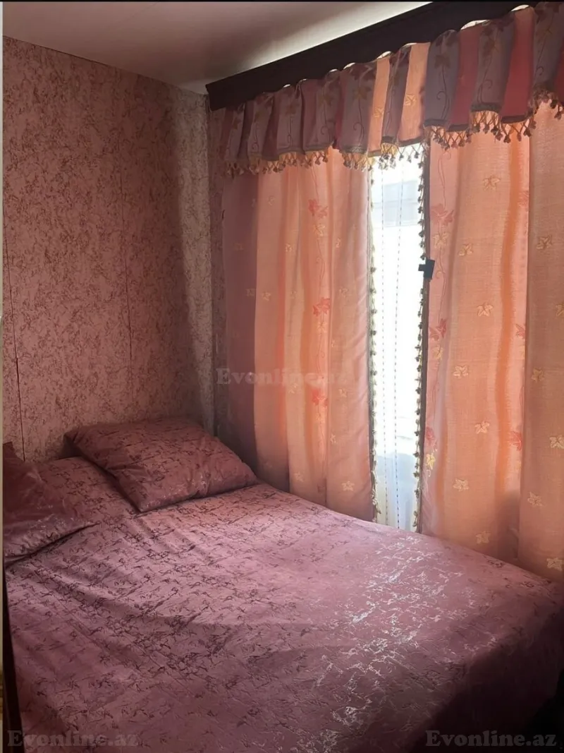 Satılır 2 otaqlı Mənzil Köhnə tikili 40 m² Xalqlar Dostluğu m. - şəkil 2