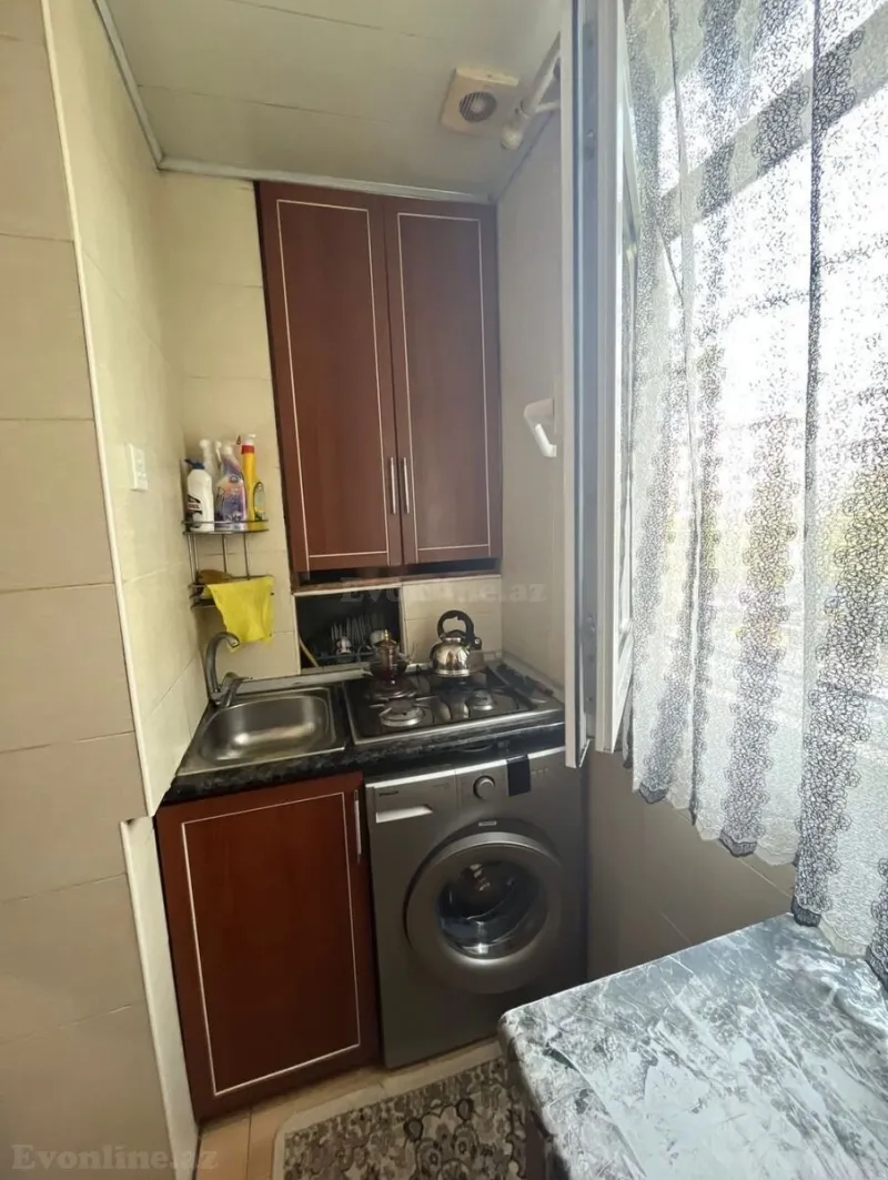 Satılır 2 otaqlı Mənzil Köhnə tikili 40 m² Xalqlar Dostluğu m. - şəkil 4