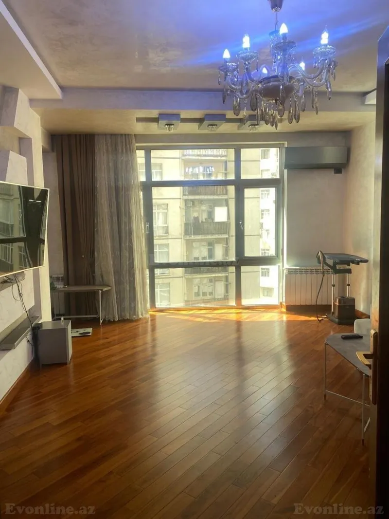 Satılır 2 otaqlı Mənzil Yeni tikili 81 m² 8-ci mikrorayon - şəkil 4