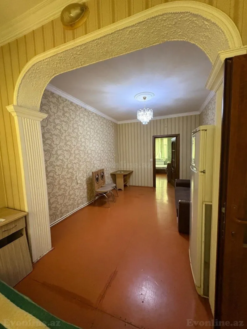 Satılır 2 otaqlı Mənzil Köhnə tikili 50 m² 2-ci mikrorayon - şəkil 2