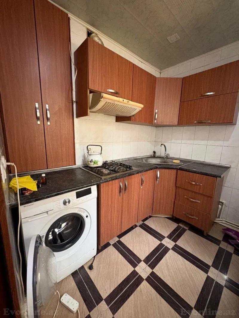 Satılır 2 otaqlı Mənzil Köhnə tikili 50 m² 2-ci mikrorayon - şəkil 4