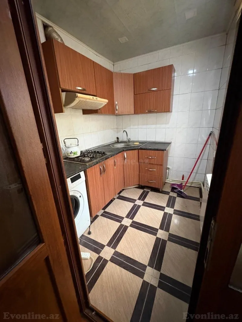 Satılır 2 otaqlı Mənzil Köhnə tikili 50 m² 2-ci mikrorayon - şəkil 5