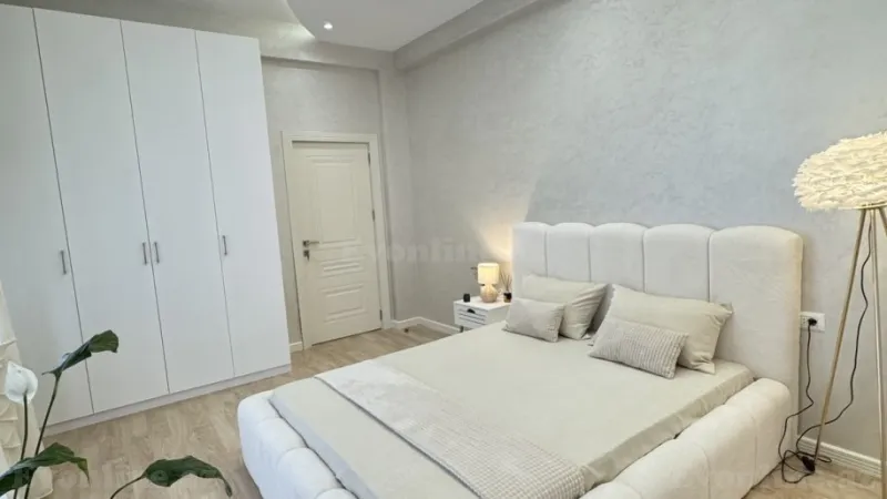 Satılır 2 otaqlı Mənzil Yeni tikili 100 m² Nizami m. - şəkil 5