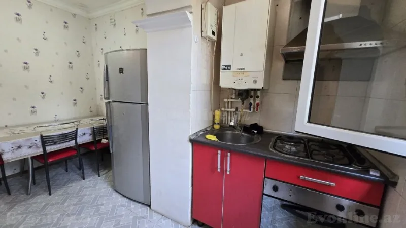 Kirayə verilir 3 otaqlı Mənzil Köhnə tikili 77 m² Nəsimi r. - şəkil 9