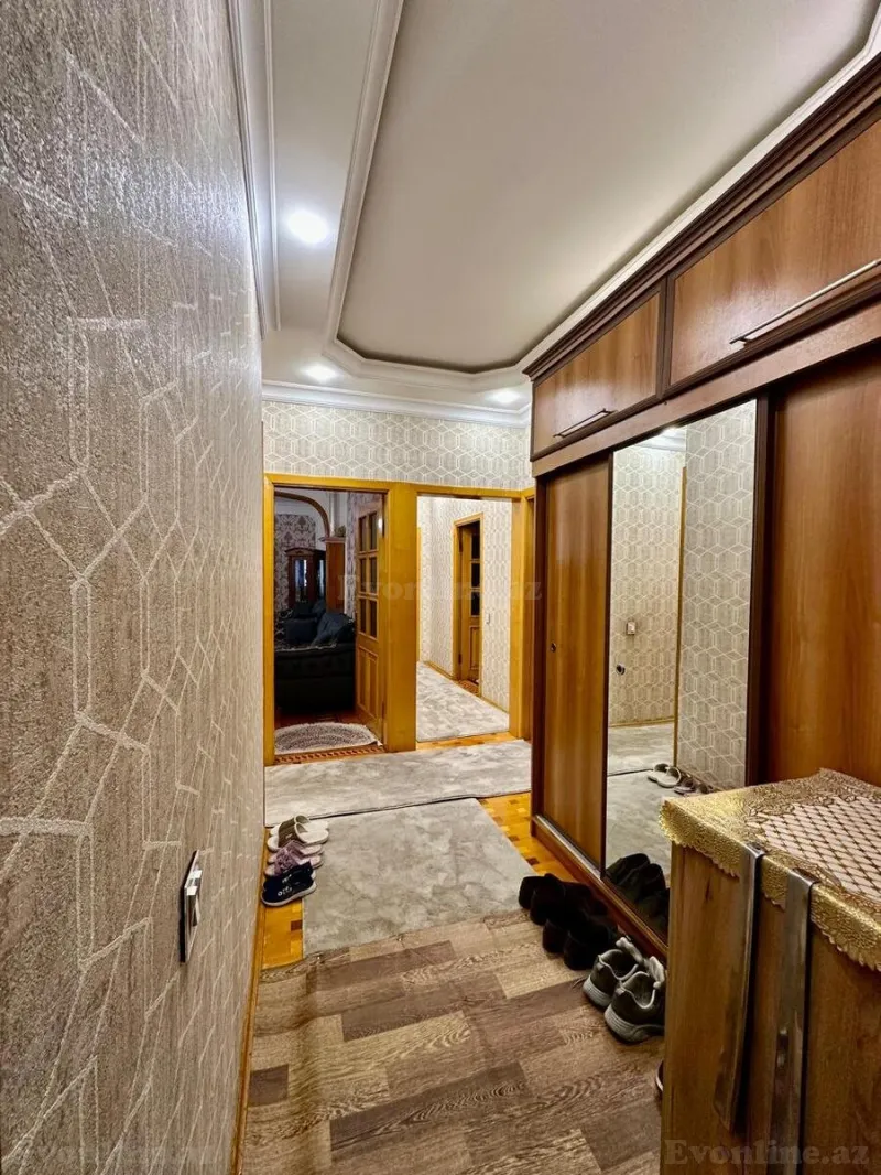 Satılır 5 otaqlı Mənzil Köhnə tikili 130 m² Qara Qarayev m. - şəkil 12