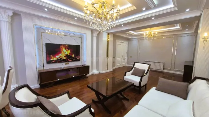 Satılır 4 otaqlı Mənzil Yeni tikili 174 m² Nəriman Nərimanov m. - şəkil 5