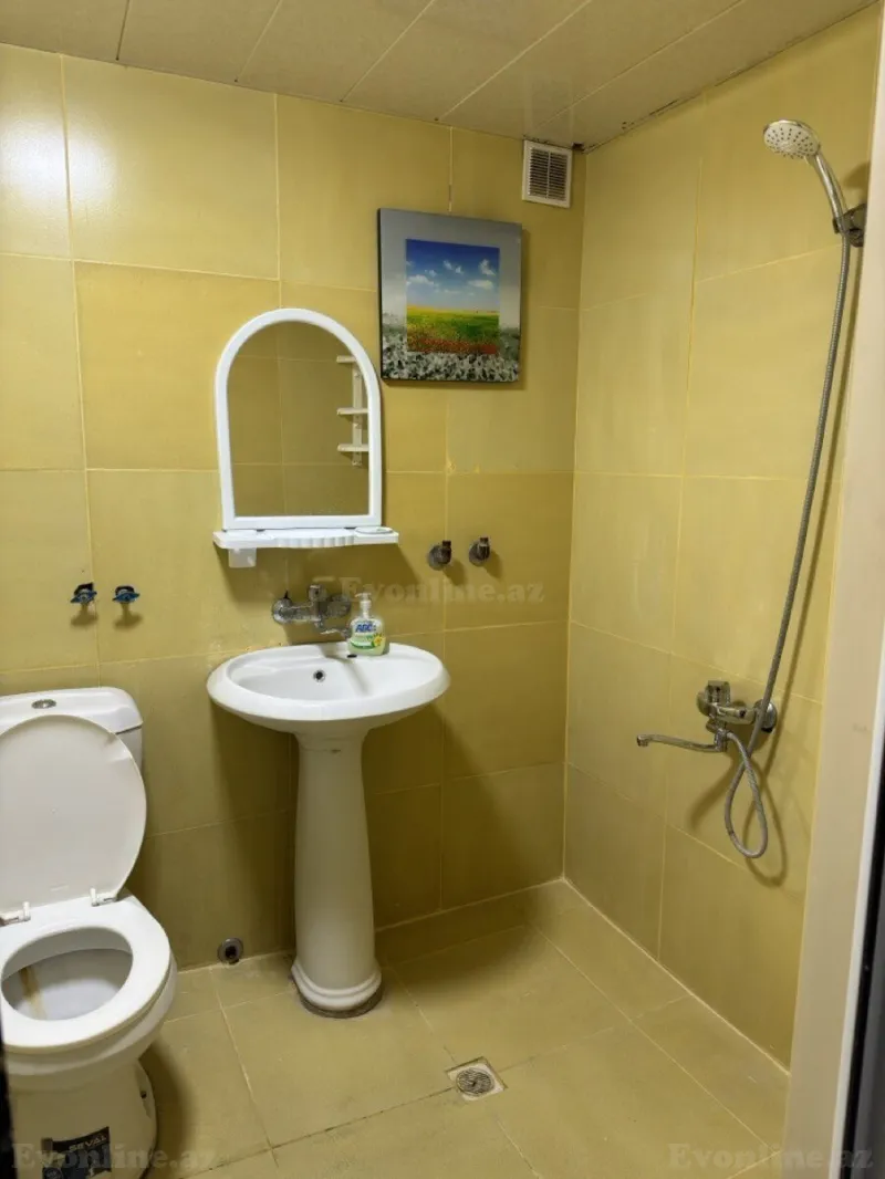 Kirayə verilir 1 otaqlı Mənzil Köhnə tikili 40 m² İnşaatçılar m. - şəkil 5