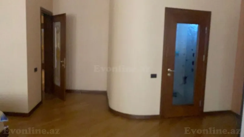 Kirayə verilir Ofis 250 m² 28 May m. - şəkil 17