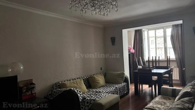 Kirayə verilir 3 otaqlı Mənzil Köhnə tikili 71 m² 28 May m.
