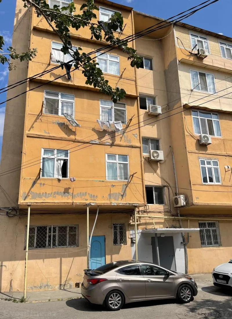 2 otaqlı Mənzil 35 m² Binəqədi r. Satılır