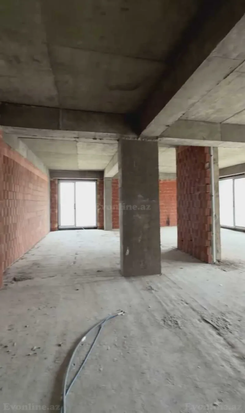 Satılır 3 otaqlı Mənzil Yeni tikili 147 m² Koroğlu m. - şəkil 2