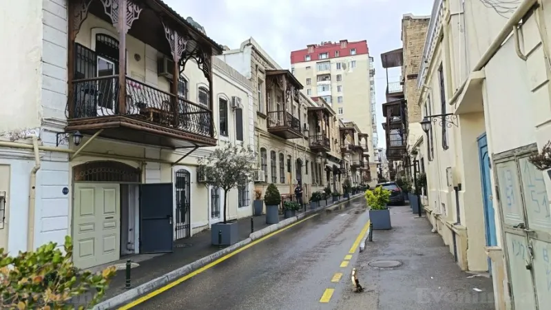 2 otaqlı Mənzil 50 m² İçərişəhər m. Satılır