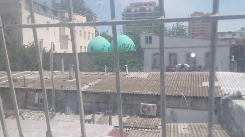 Satılır 2 otaqlı Mənzil Köhnə tikili 50 m² İçərişəhər m. - şəkil 2